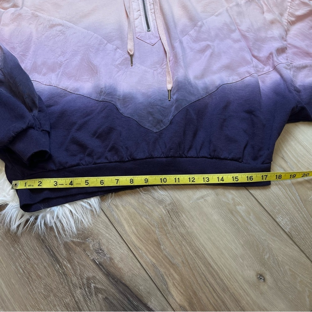 Victoria’s Secret Pink/Purple Ombre Quarter Zip Cropped Hoodie. Size Medium - Picture 3 of 8